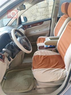 Toyota Ipsum